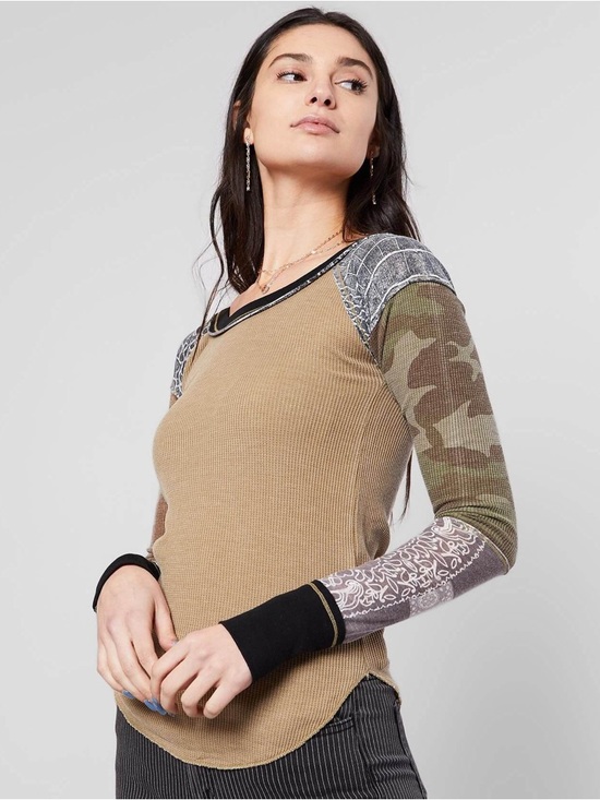 Free People Tops - Free People We The Free Brightside Thermal Top S Camo Willow Print Womens